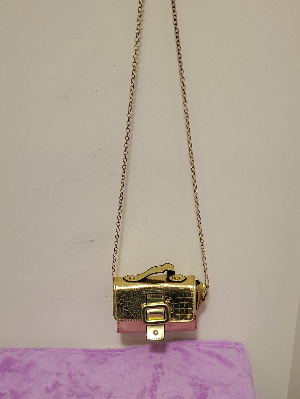 Gold and Pink Croc-Texture Mini Crossbody Bag with Chain Strap